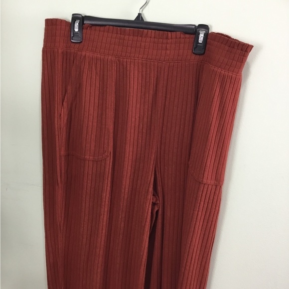 SO 1X maroon hacci knit flare high rise wide legs pant - Picture 7 of 16